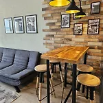 Apartament Comfy Flat Sea View & Wi-fi *