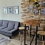 Comfy Flat Sea View & Wi-fi Apartament