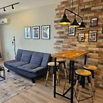 Comfy Flat Sea View & Wi-fi Apartament