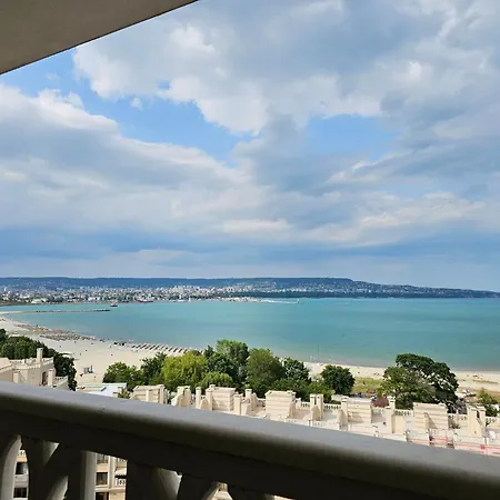 Comfy Flat Sea View & Wi-fi * Varna