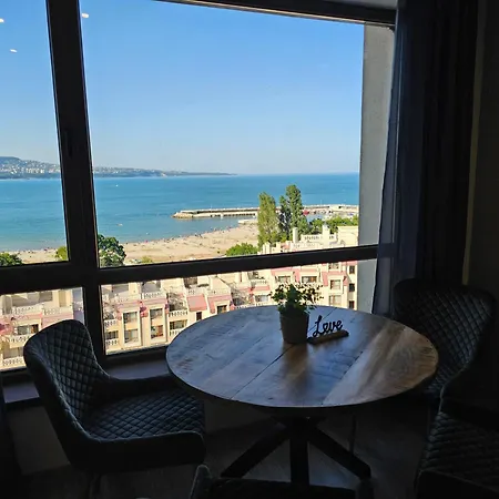 Sea View 1br Across The Varna
