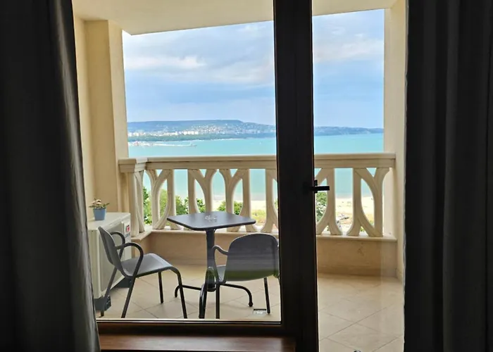 Διαμέρισμα Comfy Flat Sea View & Wi-fi *